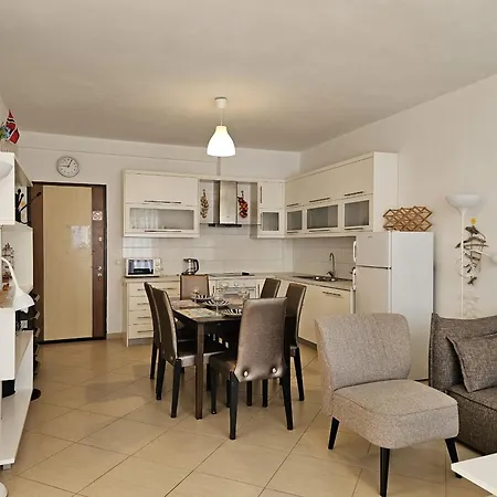 Svein Apartment Sarande